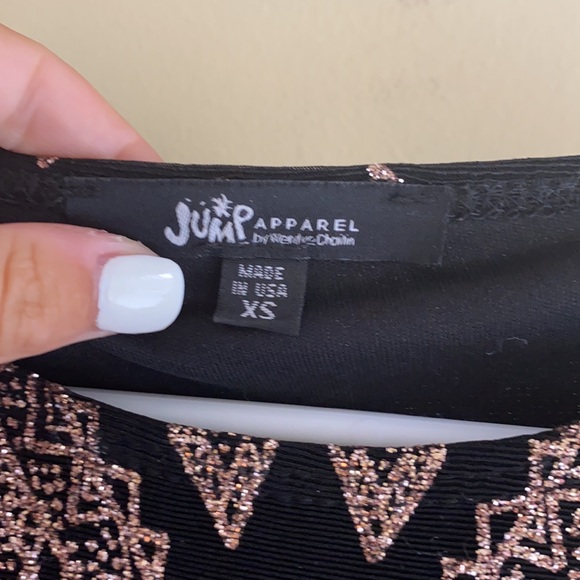 Black and Gold Dress - Picture 4 of 4